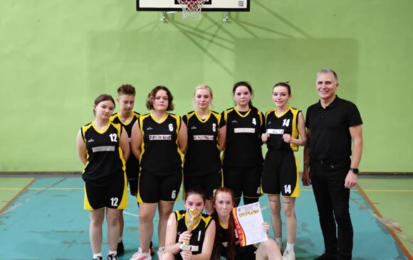 Mistrzostwo Powiatu w koszykówce dziewcząt