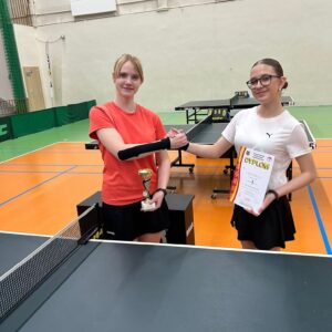 Sukces naszych uczniów w mistrzostwach powiatu w tenisie stołowym