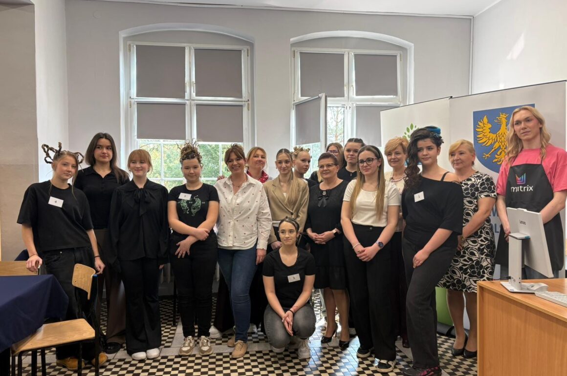 Zwycięstwo naszej uczennicy w finale V Ligi Zawodowców w branży fryzjerskiej
