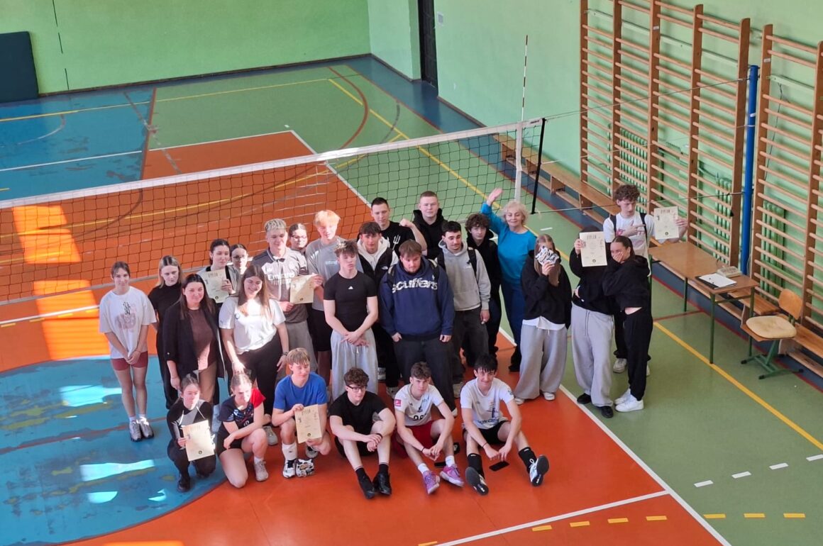 Siatkarskie Święto Wiosny – Triumf Drużyny „SKŁADAKÓW”