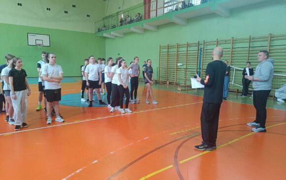 „Karuzela Sprawności” w ZS1 – sportowa integracja ósmoklasistów