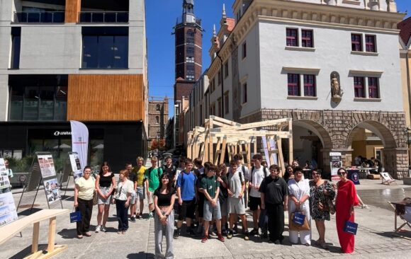 Dni Architektury w Nysie i gra symulacyjna – inwestowanie na giełdzie